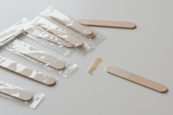 Waxing Hygiene: 70% Reuse Spatulas in 2026
